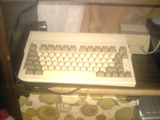 1343499292 859 FT70876 Amiga600b 