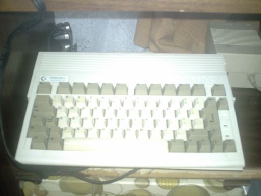 1343499292 859 FT70876 Amiga600c 